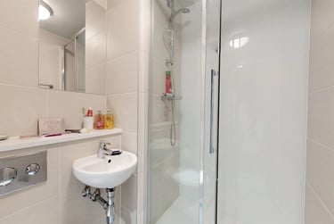 1 bed studio, St James Road, Lanarkshire, Glasgow, G40PS - Image 8